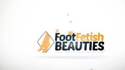 PetraFeet barefoot fetish closeup video - nvdvid.com