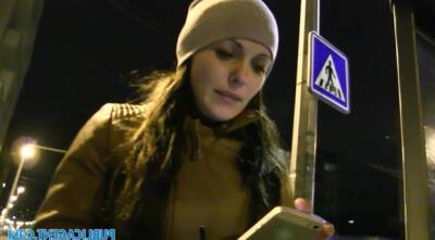 Lost Russian babe gets fucked for taxi cash - sunporno.com - Russia