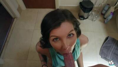 Alt Girl Deepthroats A Thick Cock And Gives A Footjob In The Bathroom - veryfreeporn.com - Madrid