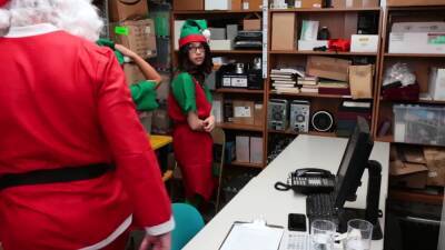 Santas elves became a little naughty - icpvid.com