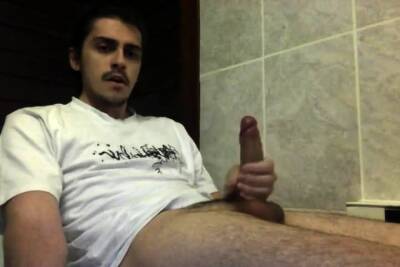 Wanking, selfsucking and getting cum load in mouth - nvdvid.com