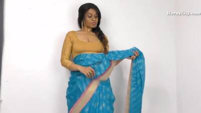 Bombay hot Aunty peeing POV role play in Hindi Eng - pornoxo.com