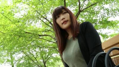 34歳の神乳専業主婦Gカップ巨乳の貞淑奥さんがお金欲しさにハメ撮り出演 - txxx.com - Japan
