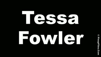 Tessa Fowler - Day With Tessa Diary - Rubik's Cube 1 - hotmovs.com