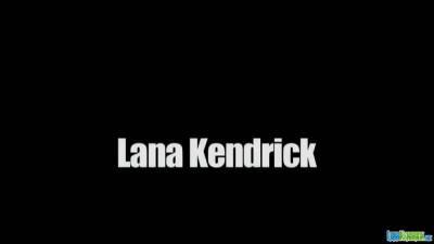 Lana Kendrick - Christmas Beauty 5D 1 - hotmovs.com