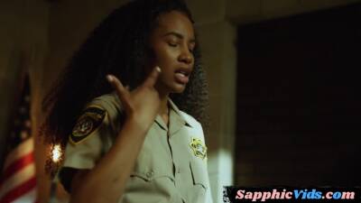 Black lesbian prison guard pussylicked and fingered - pornoxo.com