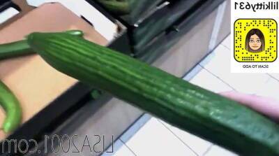 streching my pussy with a cucumber - sunporno.com
