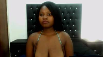 South African cutie shows nice tits - nvdvid.com - South Africa