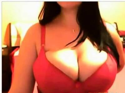 Romanian big natural tits beauty-webcam - nvdvid.com - Romania