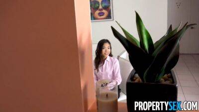 Hot Asian real estate agent fucks her boss - sexu.com