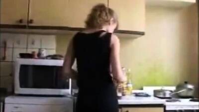 Yulia Tikhomirova - kitchen striptease - icpvid.com - Russia