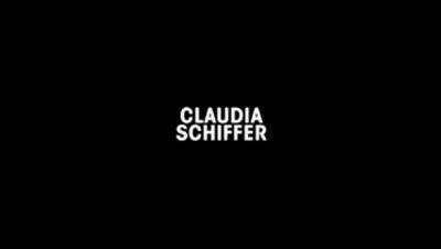 Claudia Schiffer zeigt Nippel in einem durchsichtigen Hemd - nvdvid.com - Germany