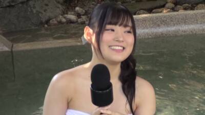 ニセ温泉番組でレポする素人美女。彼氏と温泉旅行にきたのに気が付いたら見知らむ男に寝取られ ていた - txxx.com - Japan