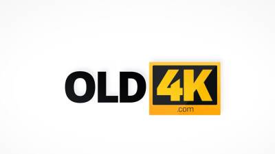OLD4K. Girl comes to the old mans bedroom - nvdvid.com