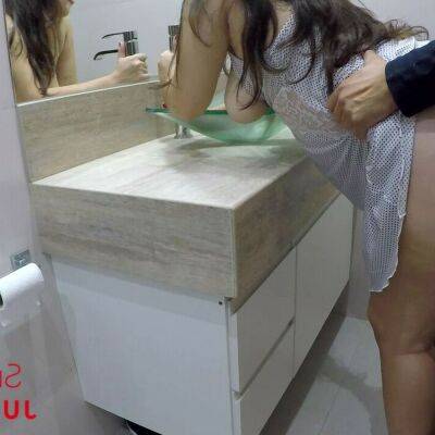 Having sex with a hot friend with a big ass in the bathroom JulieHot33 - sunporno.com - Portugal