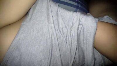 I don't know what my step sister did when she came to my room and her pants were wet - sunporno.com - China