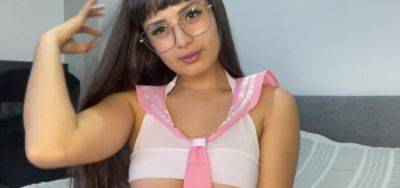GIRL DRESSED LIKE SCHOOL SCHOOL GROUNDS AND GOES YUMMY ON WEB CAM USING A LOVENSE DILDO - inxxx.com - Brazil