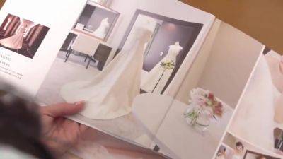 Yui Tatsumi - Off-season Flowering Gangbang Wedding Aisle - hotmovs.com - Japan