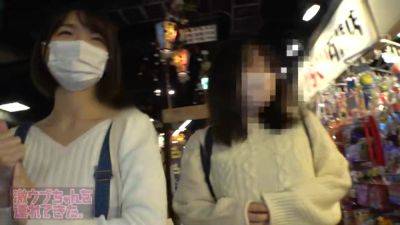0002055_19歳スリムの日本の女性が潮吹きするハードピストン素人ナンパのSEX - txxx.com - Japan