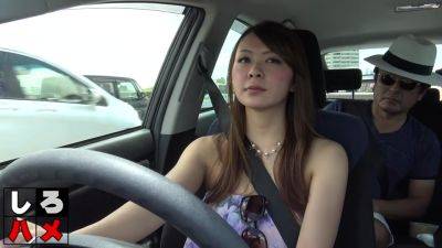 Asian Driver Woman Blowjob In Car - Per Fection - upornia.com