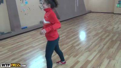 Dance Lesson Turns Into Love Making - hotmovs.com