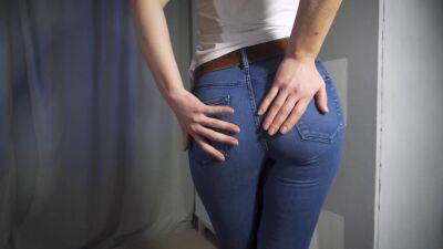 Perfect Teen Ass In Tight Blue Jeans Tease - 4K - sunporno.com