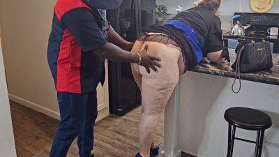 Big Ass Cheating Wife Seduces Mechanic And Gives Him Blowjob As Payment For Repair - hclips.com