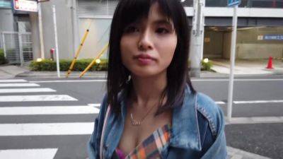 0000598_19歳の貧乳スレンダー日本人女性がガン突きされるセックス - upornia.com - Japan