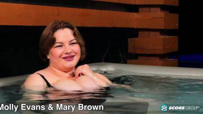 Molly Evans - Molly Evans & Mary Brown: Hot Tub Girlfriends - hotmovs.com