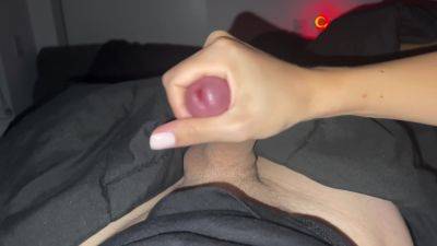 I Woke Up My Stepsister In The Night To Make Me Cum - hclips.com
