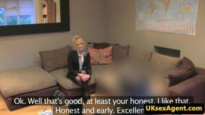 British blonde amateur rides casting agent's hard cock in fitness room - sexu.com - Britain