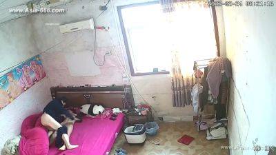 Hackers use the camera to remote monitoring of a lover's home life.592 - hotmovs.com - China