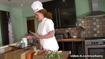 Hairy girl Francesca May gives a veggie lesson - hotmovs.com - Britain