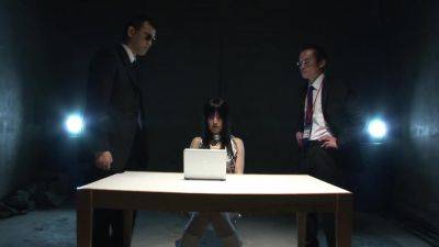 After a good interrogation she got some good punishmet by Asian threesomes - hotmovs.com - Japan