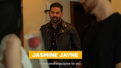 Lorenzo viota watches as Jasmine Jayne gets her natural tits fucked and cuckolded - sexu.com