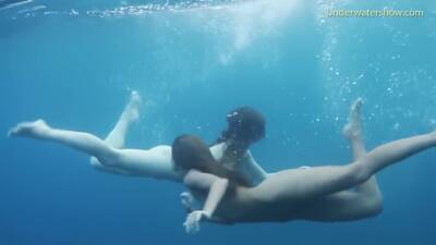 Girls On Tenerife Underwater Lesbians - hdzog.com - Russia