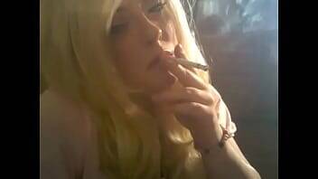 Blonde British MILF Tina Snua Smokes A Menthol Cigarette - xvideos.com - Britain