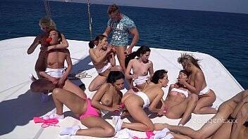 Kira Queen - Russian girls hardcore orgy on the boat - xvideos.com - Russia