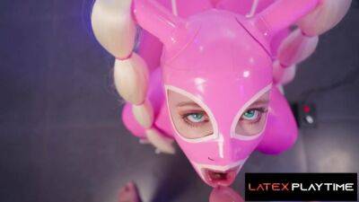 Latex Bodysuit Slut Fucks Her Ass with Candy - Elic chase - xtits.com