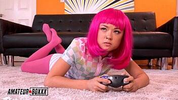 Lulu Chu - Amateur Boxxx - Gamer Girl Lulu Chu Orgasm By Step-Bro - xvideos.com - Japan