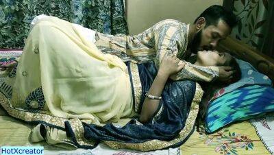 Beautiful Indian bengali bhabhi having sex with loan agent! Best Indian web series sex - xxxfiles.com - India