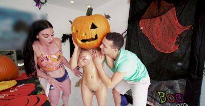 Sexy ass girls turn Halloween party into genuine FFM perversions - alphaporno.com