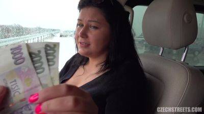 Car Sex - Married slut gives her holes to a stranger right in his car! Public Anal - anysex.com